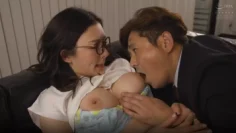 Chủ tịch làm tình cực sướng với em thư ký vú bự