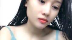 Em Gái Dễ Thương Khoe Body Nóng Bỏng